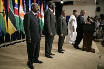 President Bush talks about AGOA with the presidents of Botswana, Ghana, Namibia, Mozambique and Niger