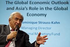 Dominique Strauss-Kahn speaking in Singapore. Photography by International Monetary Fund
