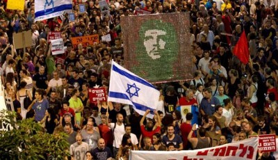 Over 250,000 people protest in Tel Aviv in August