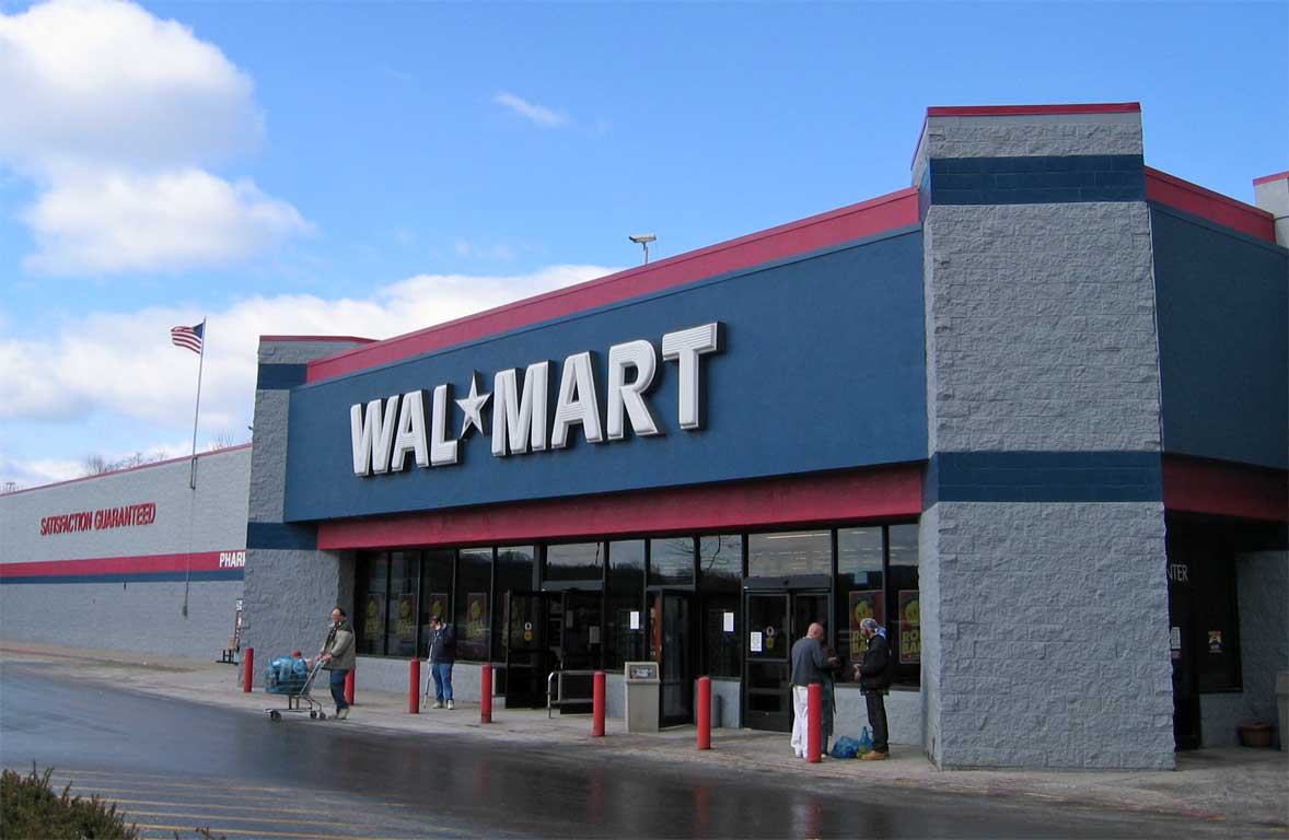 Walmart Needs a Maximum Wage