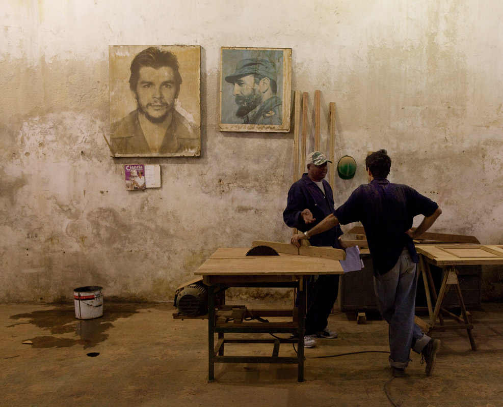 Cuban leaders' portraits