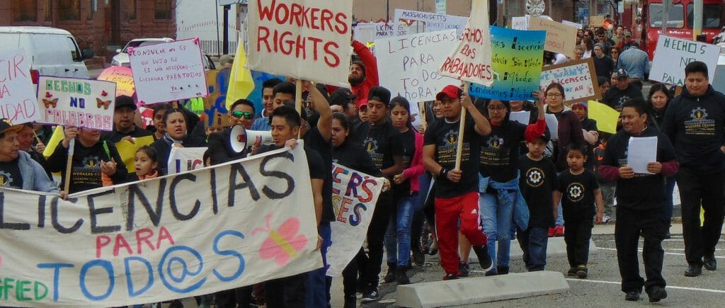 Undocumented Immigrants Fight for the Right to Drive