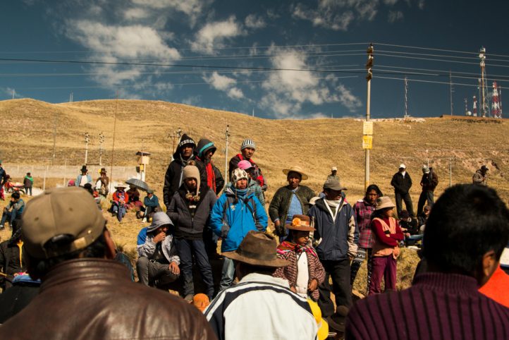 indigenous-Peruvians-protest-mining-pollution