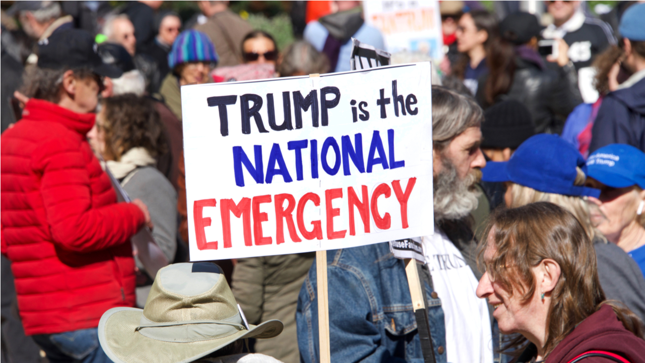 trump-national-emergency-far-right