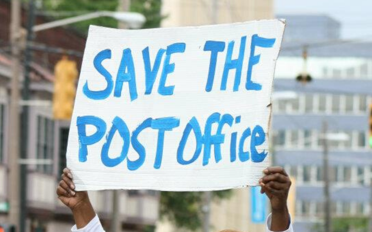 Postal Workers Deliver a Message to Capitol Hill: Save the USPS